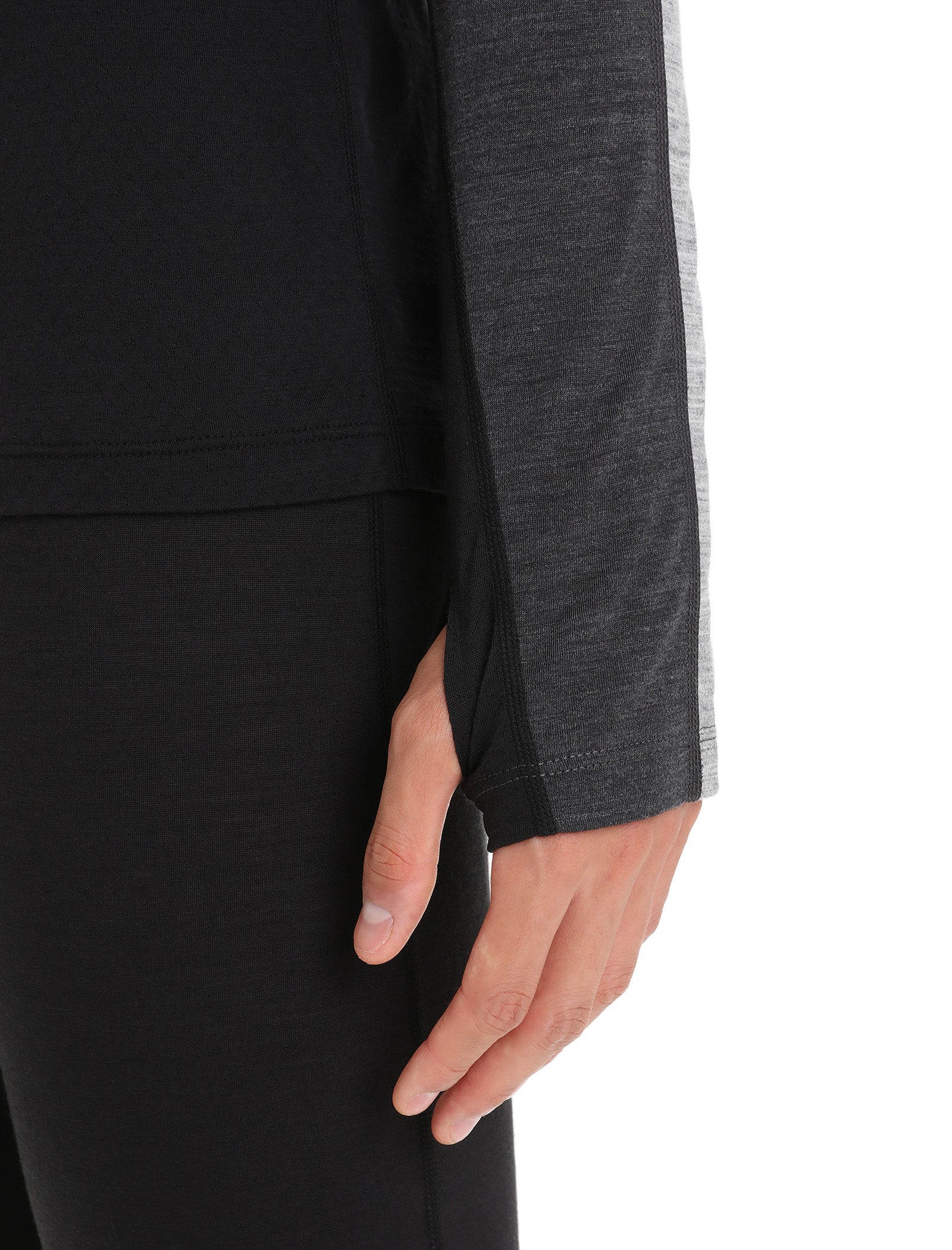 Men’s 125 ZoneKnit™ Long Sleeve Crew Thermal Top - Image 13